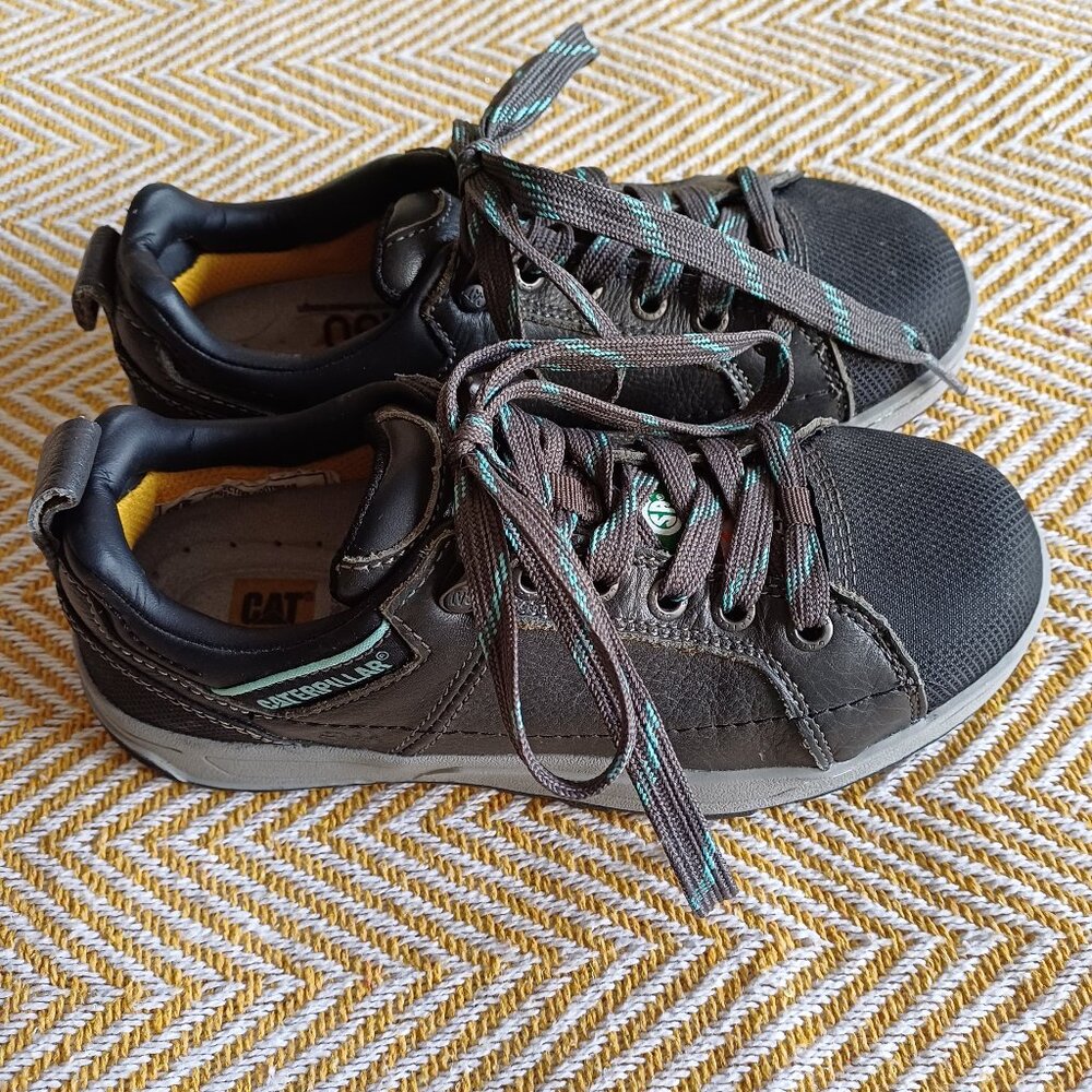 CAT Caterpillar CSA Approved Low Top Lace Up Steel Toed Safety Work Shoes Size 5 - Picture 2 of 15